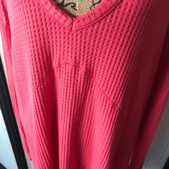 Free People long sleeve thermal top w/V neck. - Picture 3 of 9